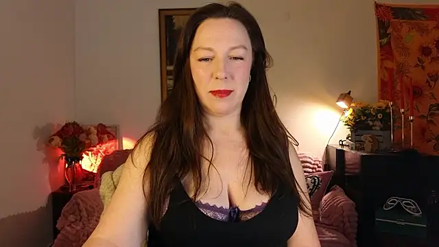 vanessawis  online show from March 30, 10:55 pm