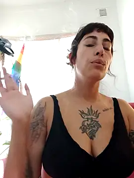 una elfa online show from January 31, 1:02 pm