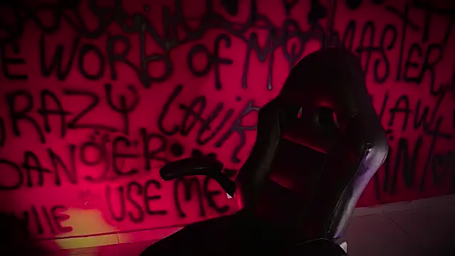 Laura takint online show from February 13, 3:56 pm