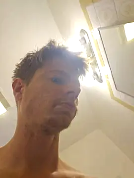 Snapshot of MikesR71 chatting on November 18, 4:44 pm MikesR71 online show from November 18, 4:44 pm