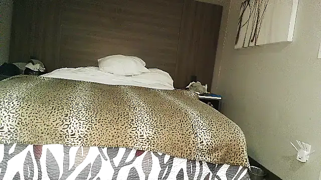 Snapshot of bobbiebone1@xh chatting on September 20, 11:33 am bobbiebone1xh online show from September 20, 11:33 am