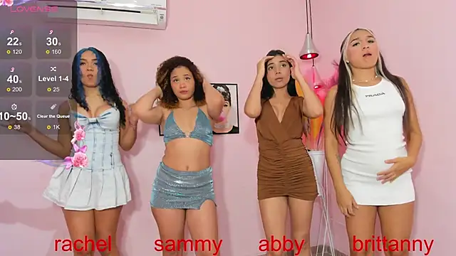 Snapshot of jazmin_worldd chatting on January 30, 2:06 am jazmin worldd online show from January 30, 2:06 am