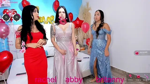 Snapshot of jazmin_worldd chatting on February 15, 2:04 am jazmin worldd online show from February 15, 2:04 am