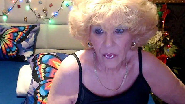 HappyWomanOn online show from May 5, 9:06 am