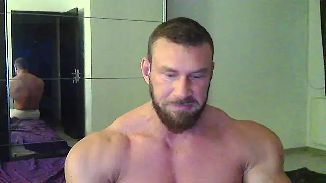 muscularkevin online show from May 14, 3:46 am