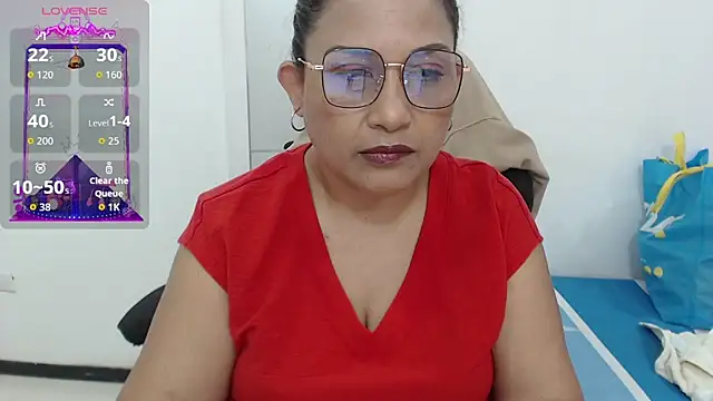 Katha Marck online show from October 6, 12:35 pm