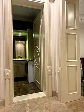 Amazoniiaa online show from September 28, 7:25 am