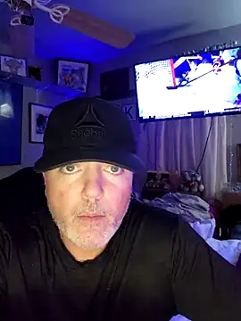 Hotredheadandtoungelasher online show from May 15, 12:56 pm