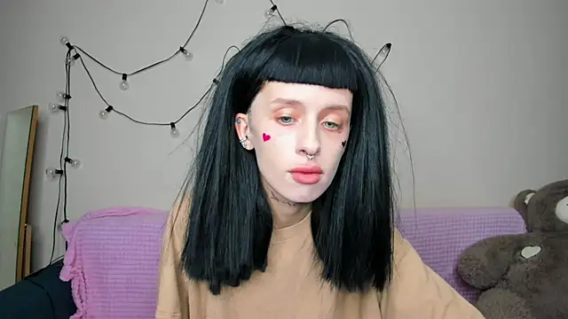 FlowerOfSin2001 online show from October 1, 2:45 pm