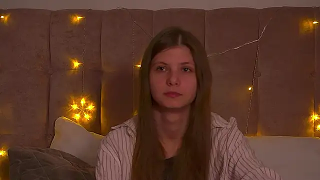 AudreyBarlow online show from December 14, 1:38 pm