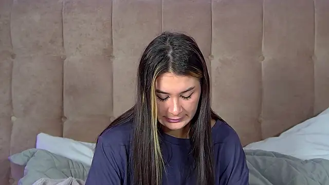 RachelSimpson online show from November 15, 6:26 pm