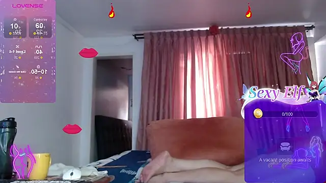 linapalacios online show from May 7, 10:26 pm