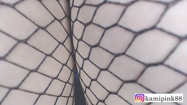 Snapshot of Camilazona chatting on December 12, 1:32 am Camilazona online show from December 12, 1:32 am