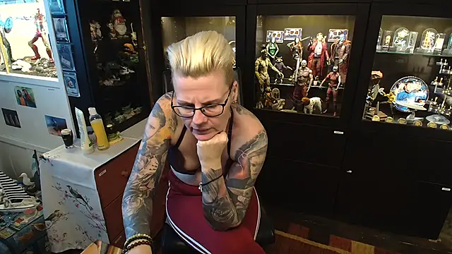 Snapshot of MaryG chatting on January 22, 2:03 pm MaryG online show from January 22, 2:03 pm