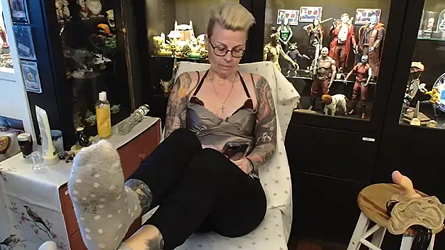 Snapshot of MaryG chatting on January 26, 12:33 pm MaryG online show from January 26, 12:33 pm