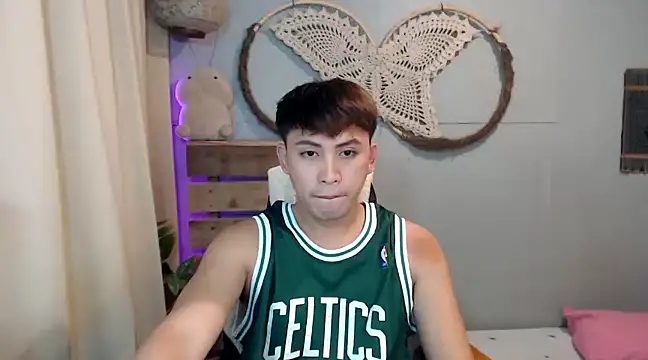 princeJayX online show from December 3, 6:59 am