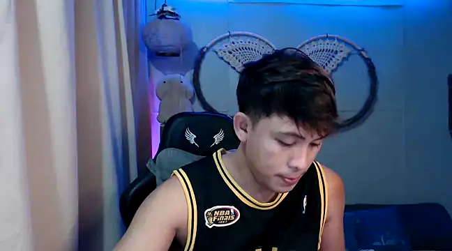 princeJayX online show from December 10, 1:22 pm