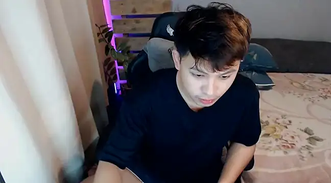 princeJayX online show from December 16, 2:47 am