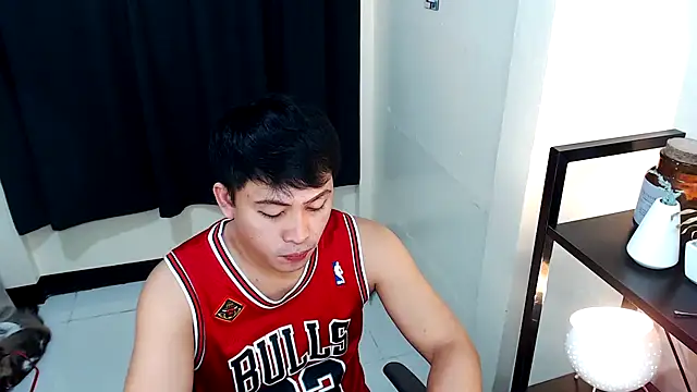 princeJayX online show from October 8, 5:16 am