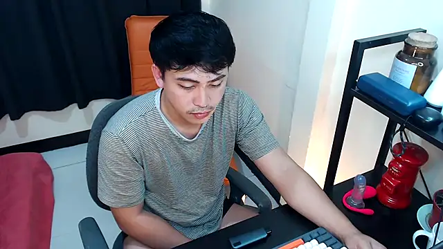 Snapshot of princeJayX chatting on November 16, 4:18 am princeJayX online show from November 16, 4:18 am