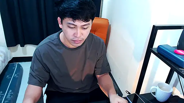 Snapshot of princeJayX chatting on November 30, 12:03 am princeJayX online show from November 30, 12:03 am