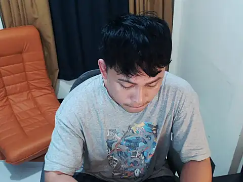 Snapshot of princeJayX chatting on December 17, 12:49 am princeJayX online show from December 17, 12:49 am