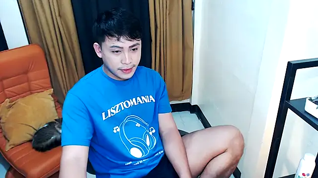 Snapshot of princeJayX chatting on December 19, 2:29 am princeJayX online show from December 19, 2:29 am