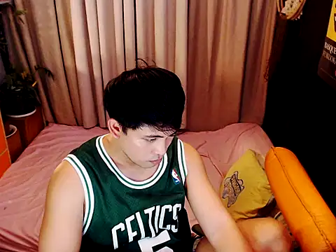 Snapshot of princeJayX chatting on March 6, 1:46 am princeJayX online show from March 6, 1:46 am