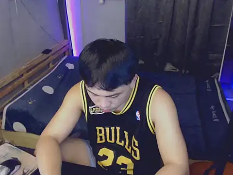 princeJayX online show from May 9, 3:34 am