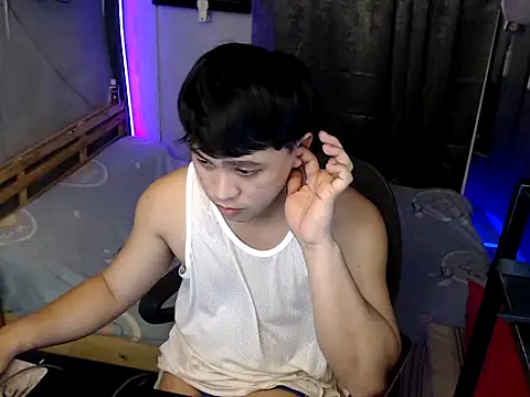 princeJayX online show from May 16, 2:19 am