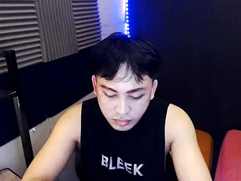 Snapshot of princeJayX chatting on June 17, 2:58 am princeJayX online show from June 17, 2:58 am