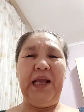 Zulfiya Bruce online show from February 8, 6:55 pm