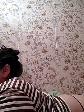 Zulfiya Bruce online show from March 29, 6:30 pm