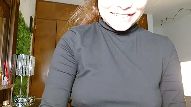 Snapshot of 3littleschoolteens chatting on February 8, 10:08 pm 3littleschoolteens online show from February 8, 10:08 pm