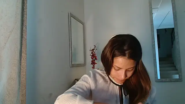 3littleschoolteens online show from April 29, 5:52 pm