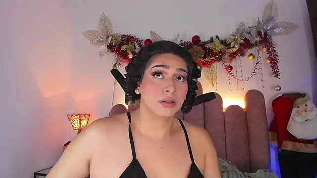 Snapshot of ISABELLASSMITH chatting on December 24, 11:22 pm ISABELLASSMITH online show from December 24, 11:22 pm