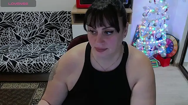 Snapshot of fayette_ chatting on December 14, 8:09 am fayette online show from December 14, 8:09 am