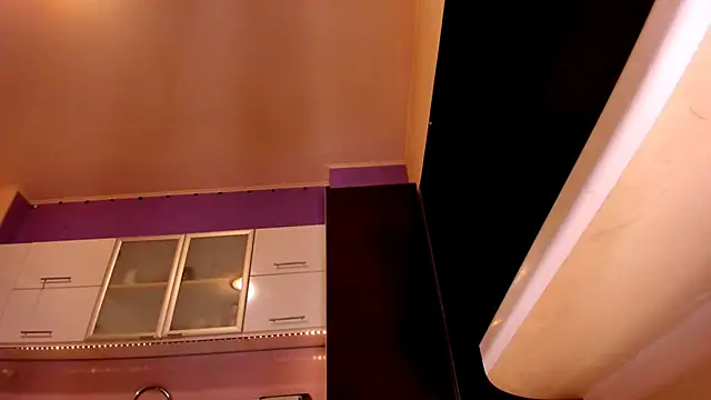 Snapshot of purpleariellx chatting on December 21, 1:32 pm purpleariellx online show from December 21, 1:32 pm