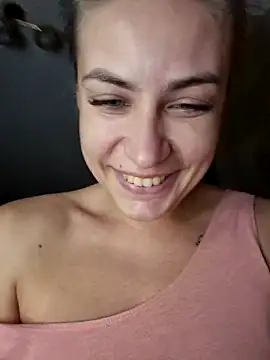 Keli Jessi online show from December 1, 7:08 pm