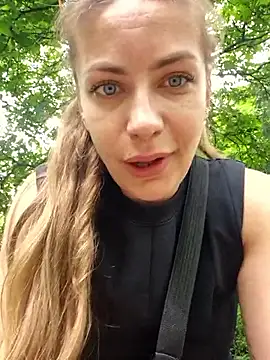 Keli Jessi online show from May 23, 1:48 pm