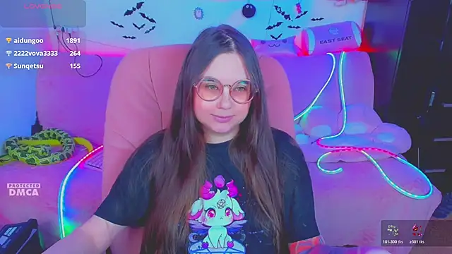 Lolisuccub online show from May 4, 5:31 pm