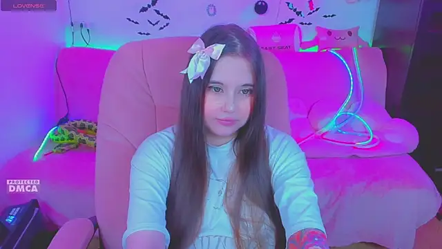 Lolisuccub online show from May 13, 3:31 pm