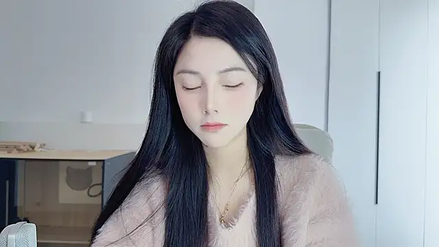 HaagenDazs  online show from January 18, 5:11 am