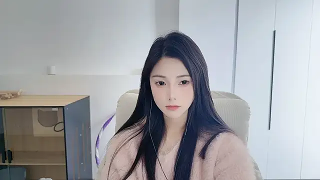 HaagenDazs  online show from April 9, 3:39 am