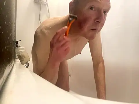 boilinghot123 online show from October 3, 3:42 pm