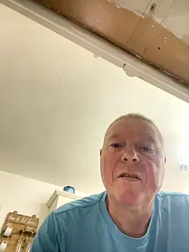 boilinghot123 online show from November 1, 5:42 am