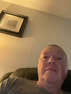 boilinghot123 online show from February 14, 6:32 am