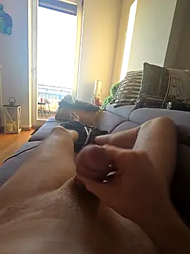 Snapshot of lovebbwgirly chatting on January 19, 7:34 am lovebbwgirly online show from January 19, 7:34 am