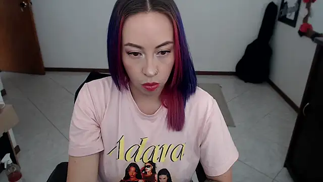 Snapshot of charlottezoe15 chatting on March 11, 5:30 pm charlottezoe15 online show from March 11, 5:30 pm