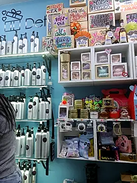 LunaZambrano online show from September 30, 7:52 pm